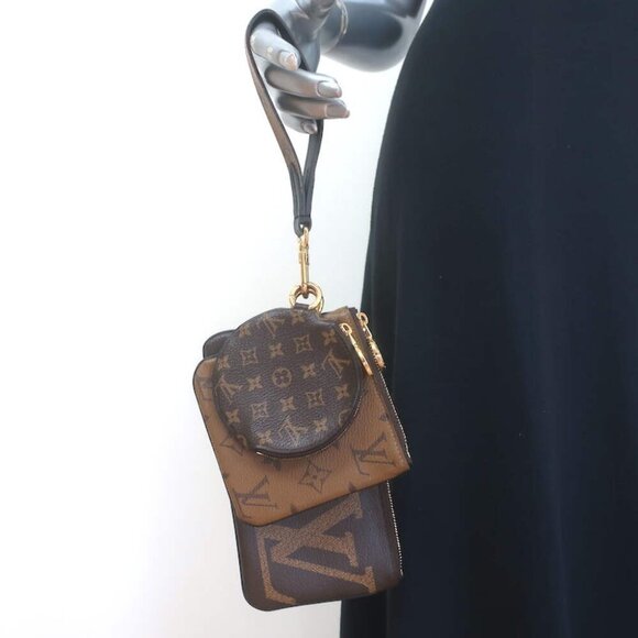 Louis Vuitton Reverse Monogram Giant Trio Pouch Brown Canvas Wristlet Clutch NEW - Picture 1 of 9